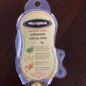 Ultimate Citrus Tool - Microplane Specialty Series